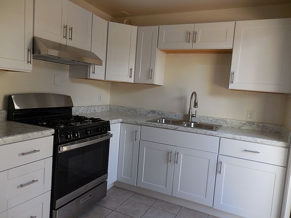 2nd image of 1212 E Spence Ave #3