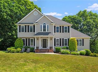 15 Jenna Way, Cumberland, RI 02864