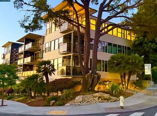 5400 Broadway Ter APT 301, Oakland, CA 94618