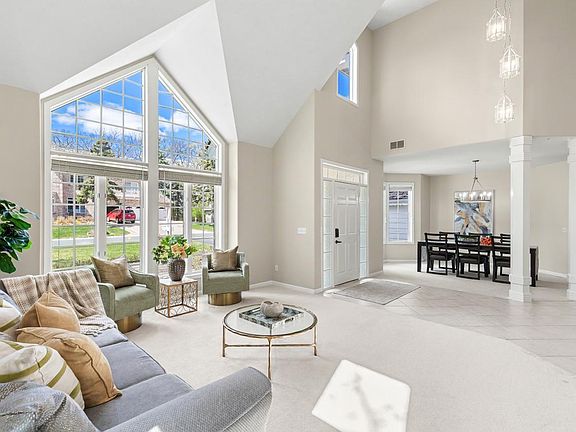 3rd image of 6459 Pinnacle Dr
