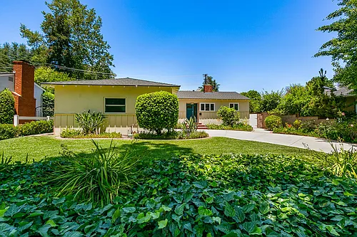 1325 Lomay Pl Photo 1