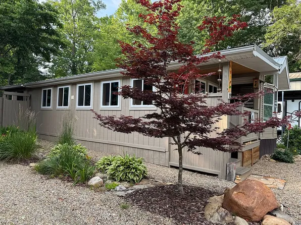 19 Pike Point, Waynesville, NC 28785