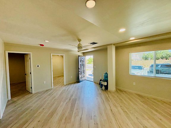 4th image of 1831 Granville Way #1