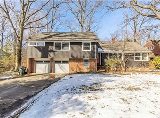 1984 Temblethurst Rd, South Euclid, OH 44121