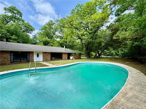 121 Ryland Rd, Pineville, LA 71360