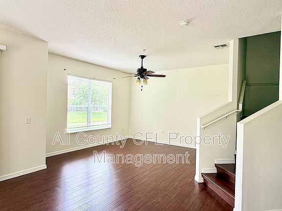 4th image of 1535 Broken Oak Dr #37B