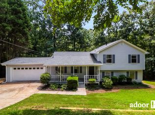 462 Kings Hill Ct, Lawrenceville, GA 30045