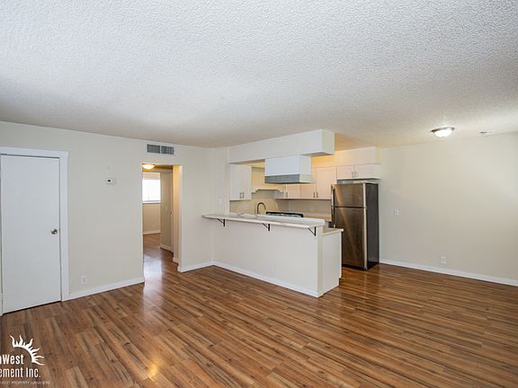 5th image of 3366 Sylvia St #3