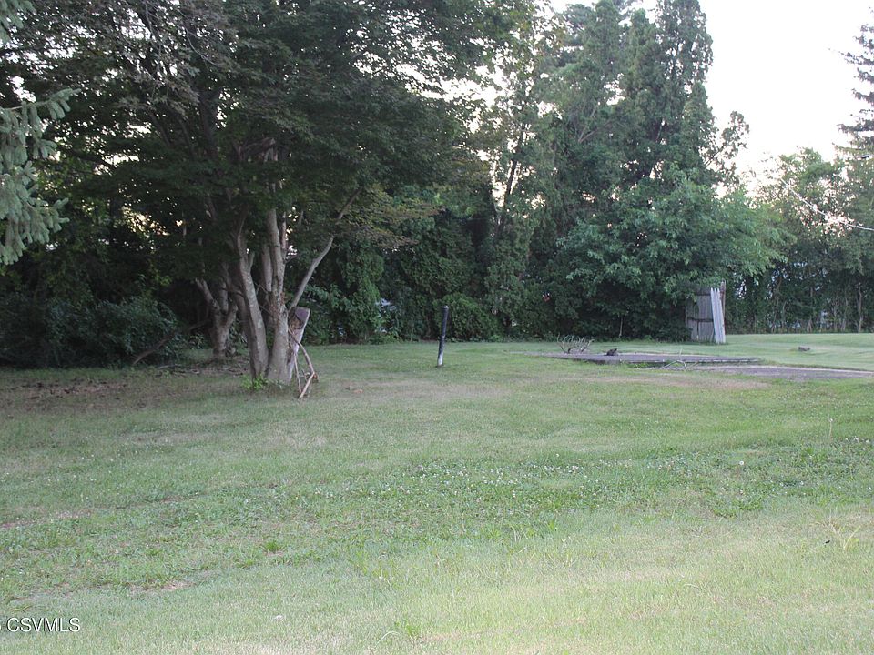 2nd image of 133 11th St