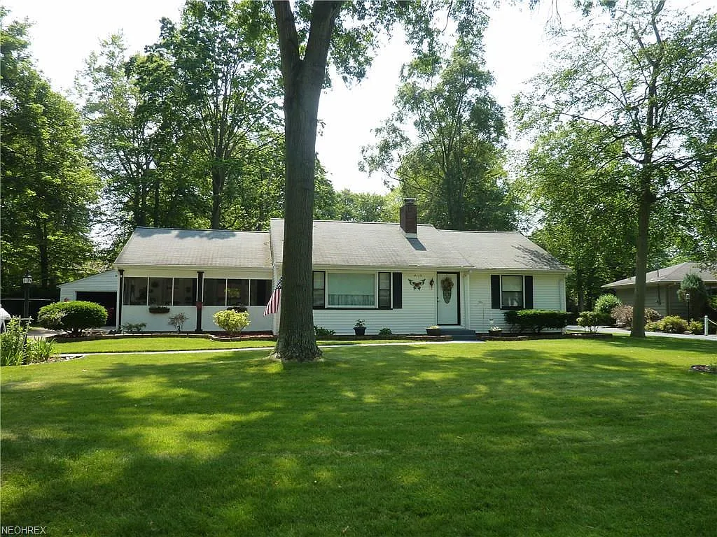 4119 Riverside Dr photo 1