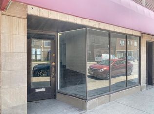 6615 N Clark St #2R, Chicago, IL 60626