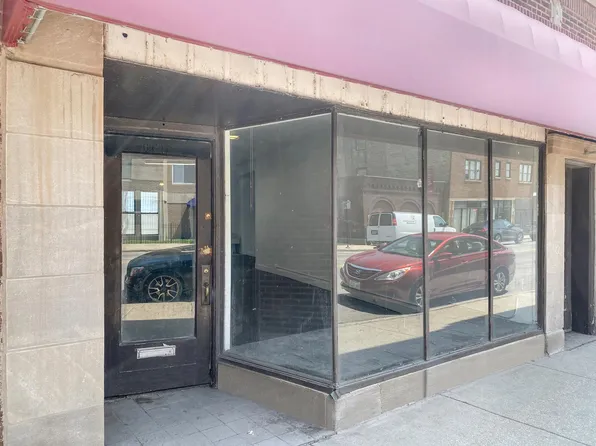 6615 N Clark St #2R, Chicago, IL 60626