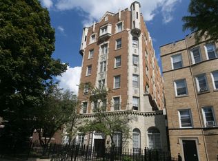 4522 N Malden St #204, Chicago, IL 60640