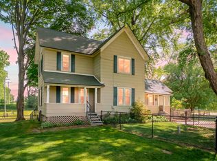 10465 N 32nd St, Richland, MI 49083