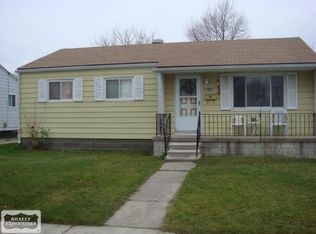 21901 Weller Ave, Warren, MI 48089