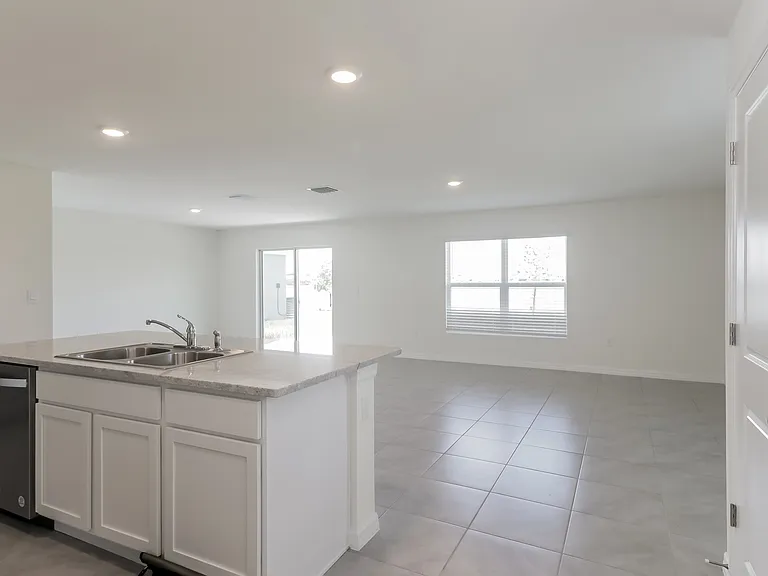 477 Sunlit Coral St — Photo 5