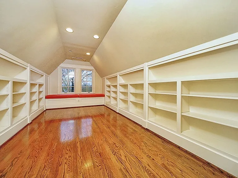 3944 Woodlawn Dr — Photo 35