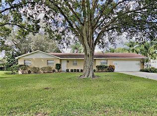 610 Overhill Dr, Brandon, FL 33511