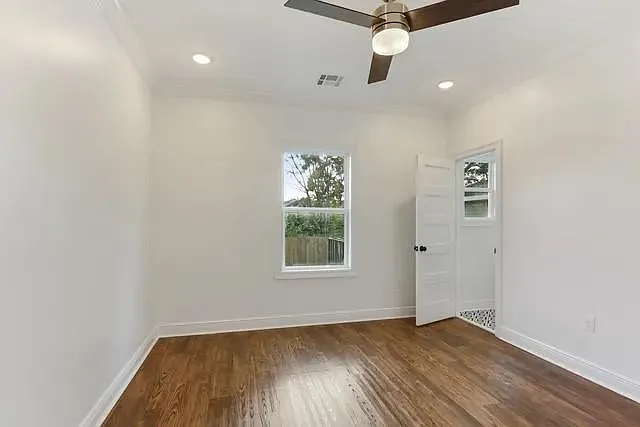 3 bed, 2.0 bath, 1200 sqft, $1,800 — Photo 4