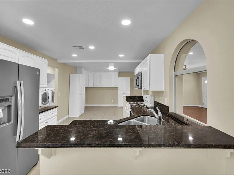756 Charwood Cir — Photo 10