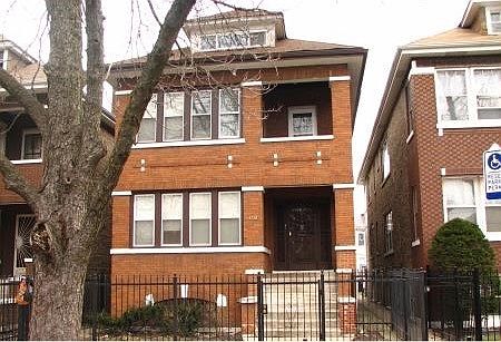 1st image of 6738 S Artesian Ave
