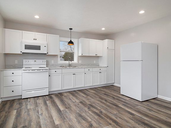 2nd image of 113 Gay St