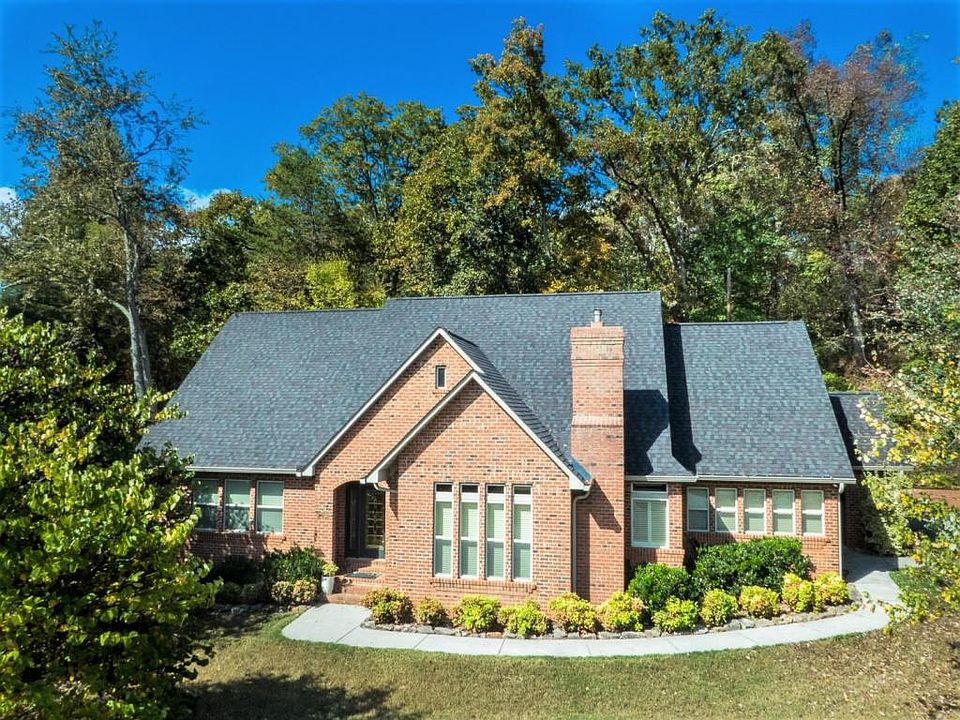 1st image of 2625 Cross Creek Dr