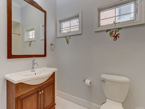 2nd image of 434B E Broadway