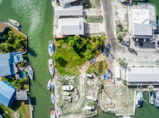 87 Bayshore Dr, Ingleside, TX 78362
