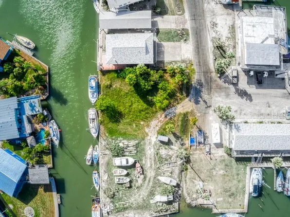 87 Bayshore Dr, Ingleside, TX 78362