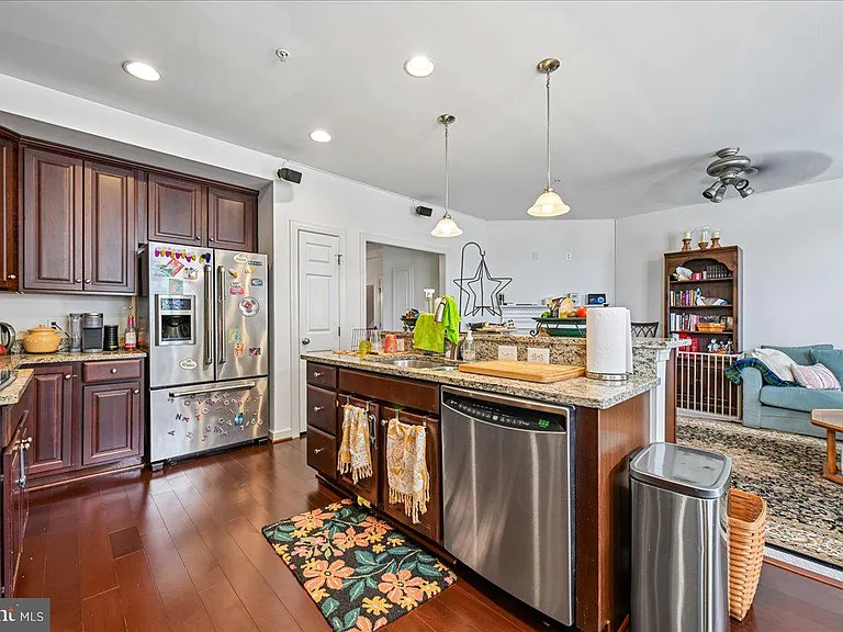 5722 Callcott Way #B — Photo 10