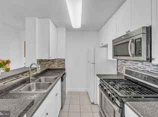 Eos Twenty-one, Alexandria, VA 22304