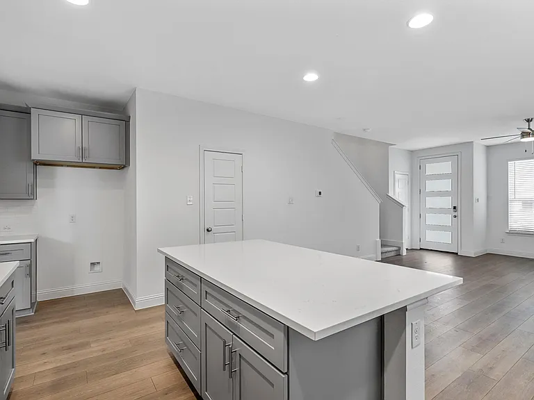 228 Sunset Ln — Photo 17