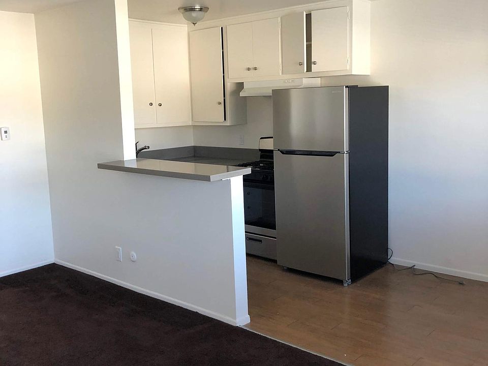1st image of 1443 N Avenue 57 #16
