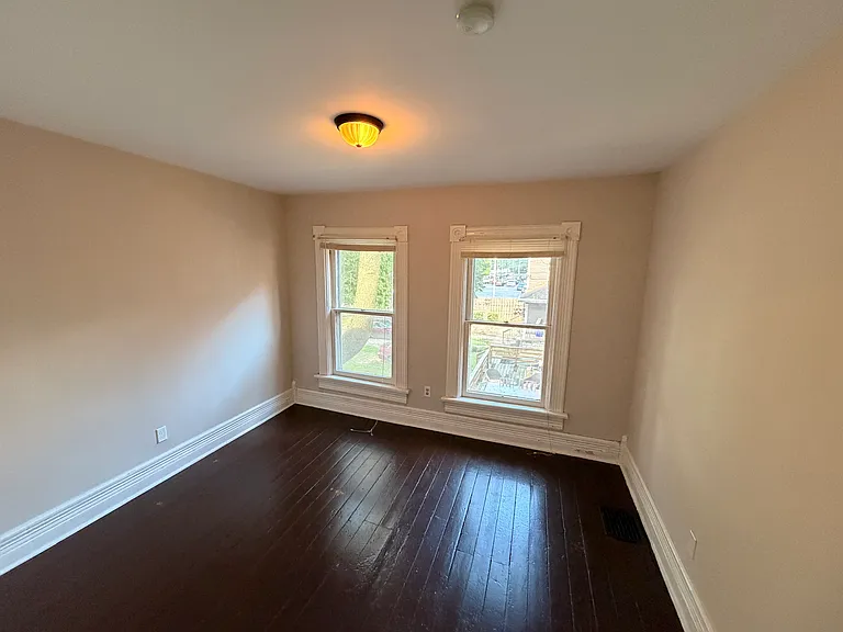 39 W Riverview Ave — Photo 16