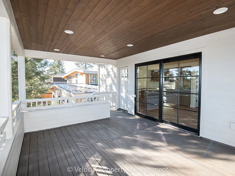 3031 NW Tharp Ave #2 — Photo 6