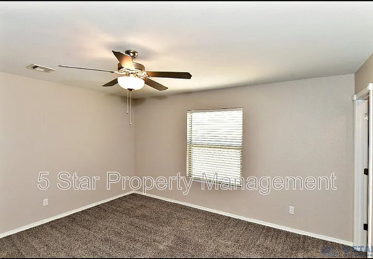 963 Aircoupe Way — Photo 24