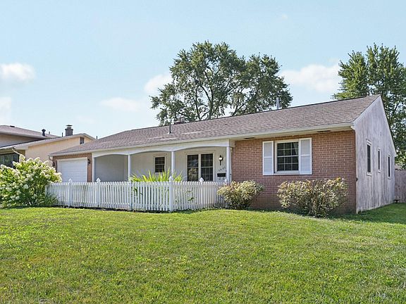3rd image of 1501 Hazelwood Pl
