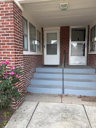 652 E 54th St #652 Photo 1