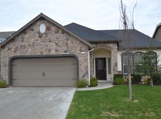 6792 W Lucas Dr, Fresno, CA 93722