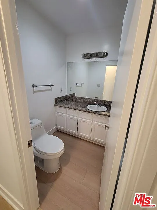 2 bed, 2.0 bath, $2,100 — Photo 2