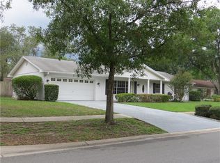 501 Park Manor Dr, Brandon, FL 33511