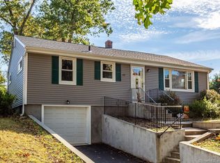 23 Gardner St W, Manchester, CT 06040