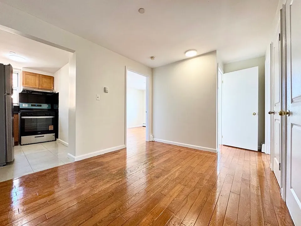 4721 8th Ave #6D