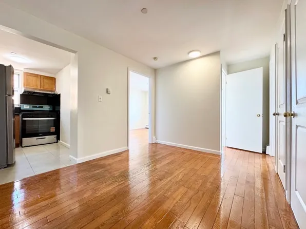4721 8th Avenue image 1 of 11