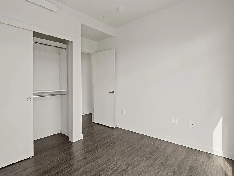 101 Broadway, Live Here, Go Anywhere — Photo 53