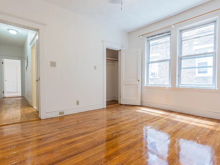 15 Scottfield Rd #4 — Photo 2