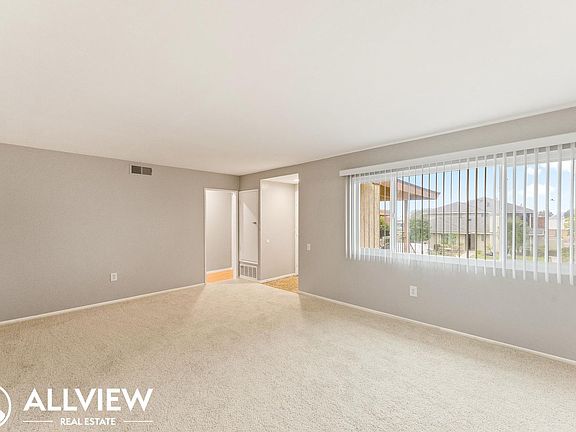 5th image of 16781 Bardon Ln