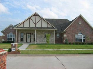 1012 Barnhill, Mustang, OK 73064