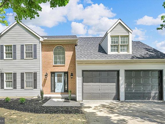 3rd image of 115 Saybrooke Dr